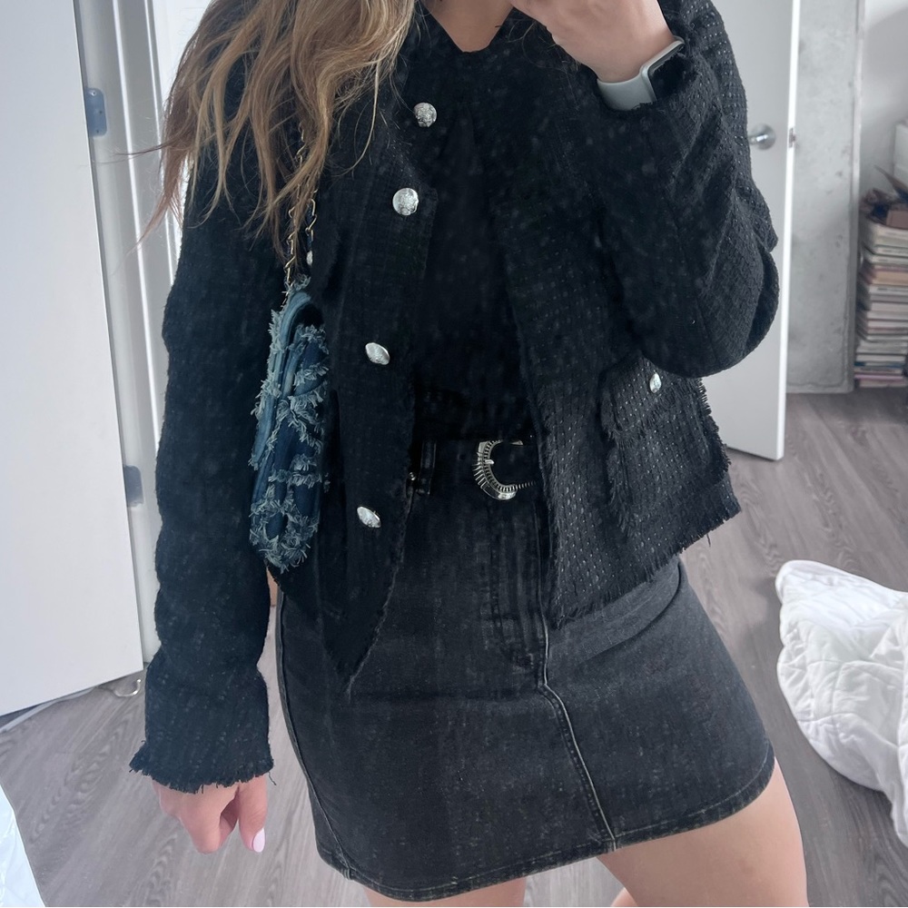 Black jeans skirt from Zara - size M